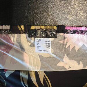 Venus Cross neck Floral Jumpsuit